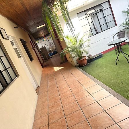 El Extranjero Hostal Antigua Dış mekan fotoğraf