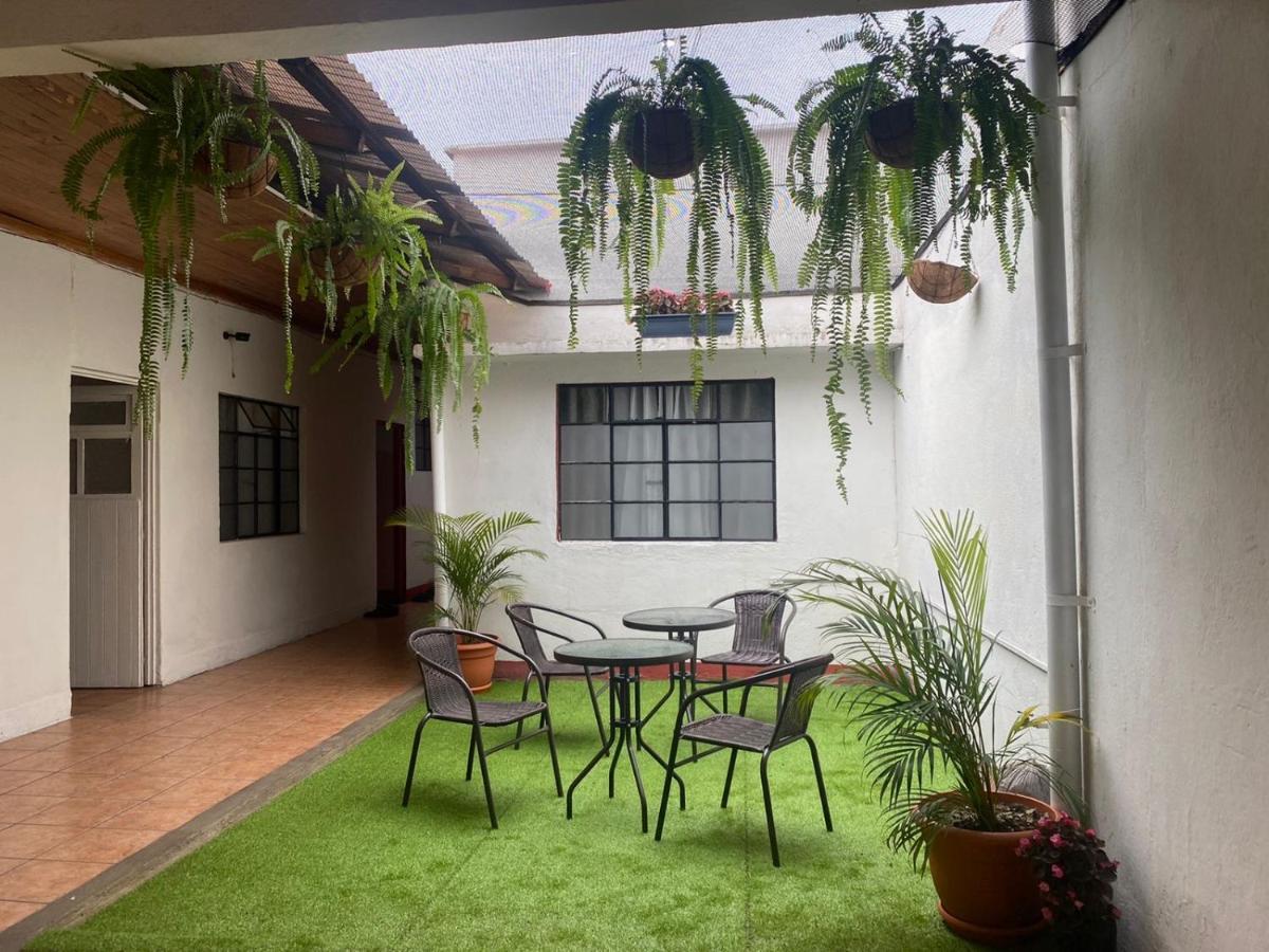 El Extranjero Hostal Antigua Dış mekan fotoğraf