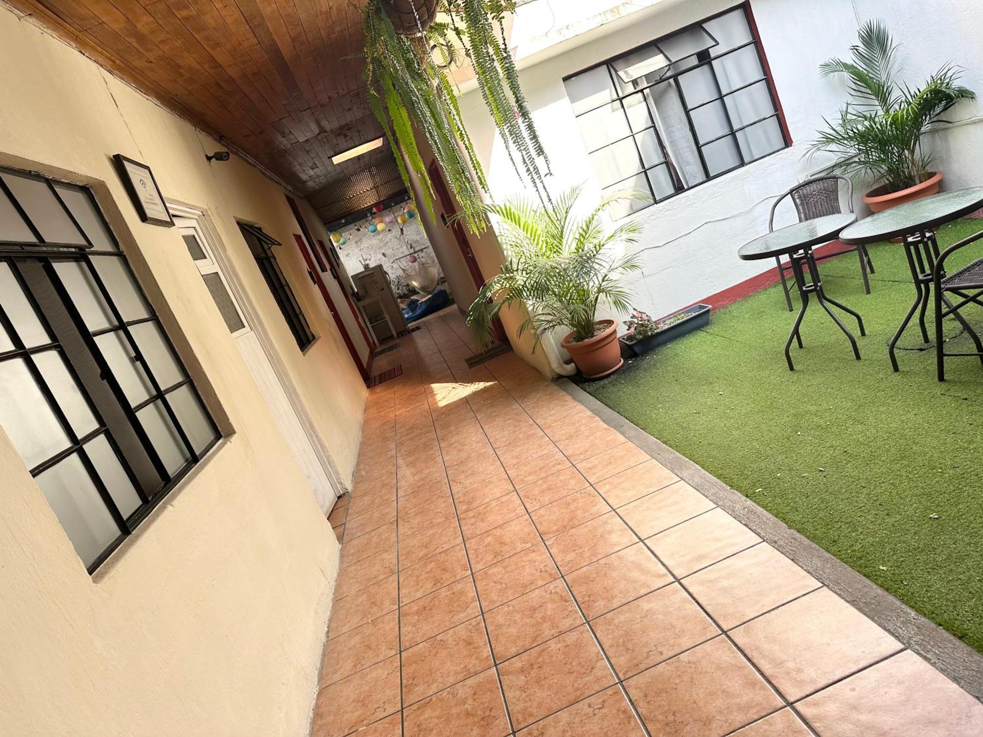 El Extranjero Hostal Antigua Dış mekan fotoğraf