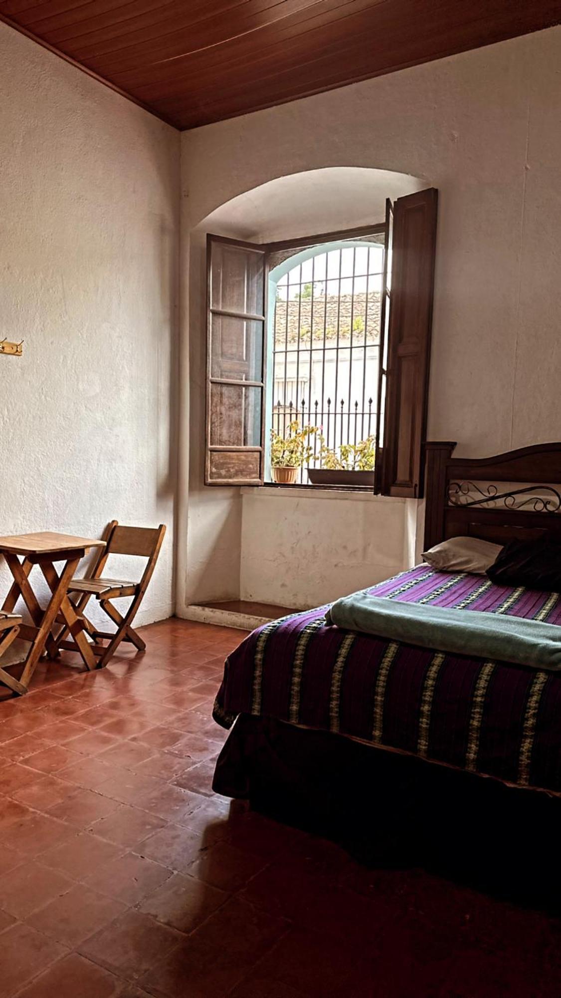 El Extranjero Hostal Antigua Dış mekan fotoğraf